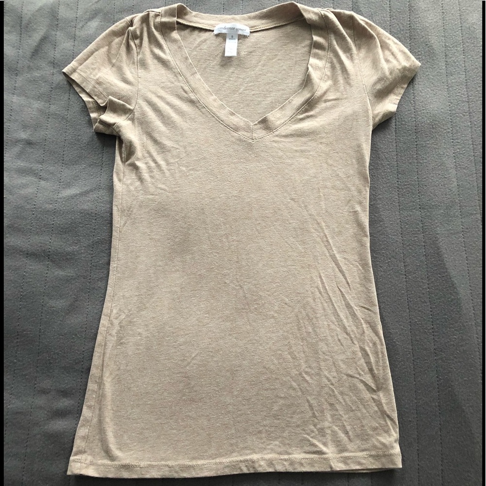 Short sleeve tops